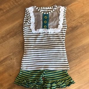 Persnickety two piece size 3 outfit